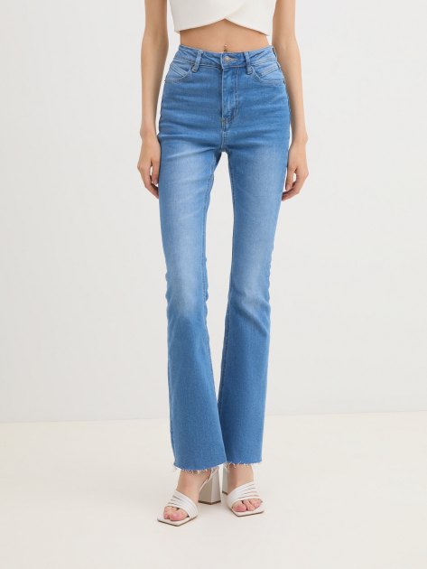 Женские джинсы клеш MAISON DAVID, Артикул DX0603, голубой | 4015114. Ракурс 1