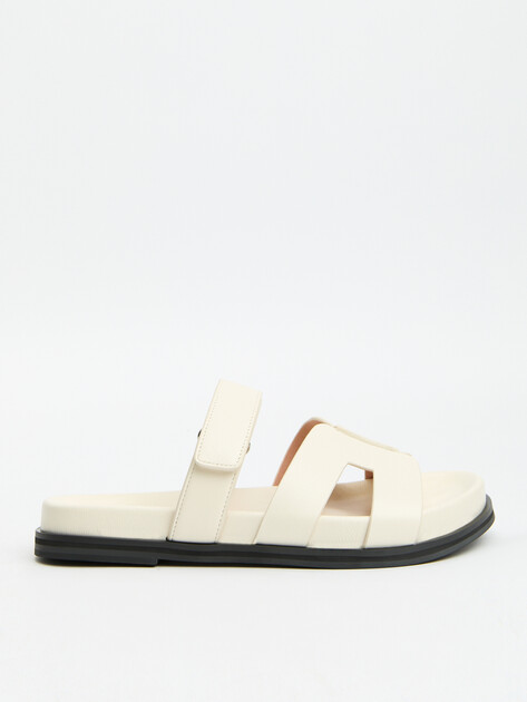 Женские шлепанцы BIBI LOU MINDY, Артикул 525Z40VK, молочно-белый | 4043943. Ракурс 1