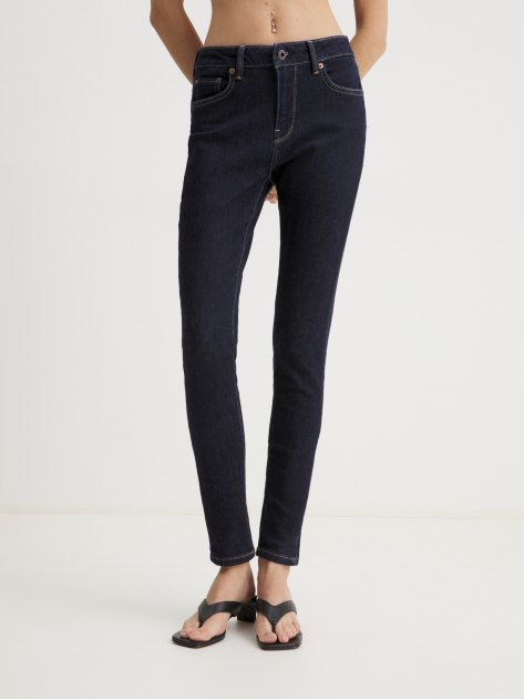 Женские джинсы скинни PEPE JEANS SKINNY JEANS MW, Артикул PL204728BC1, темно-синий | 4059461. Ракурс 1 Женские джинсы скинни PEPE JEANS SKINNY JEANS MW, Артикул PL204728BC1, темно-синий | 4059461. Ракурс 1
