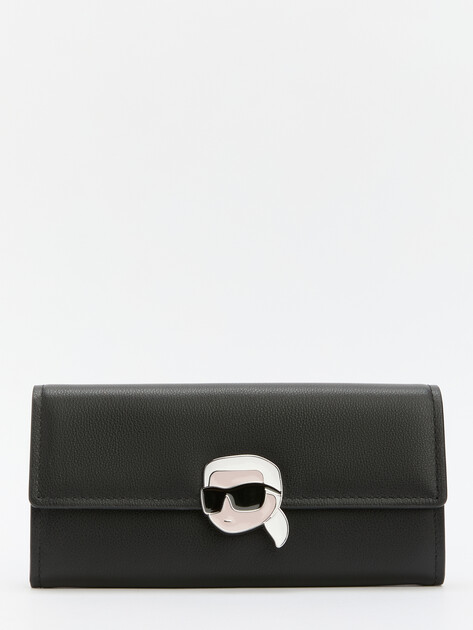 Leather con 2025