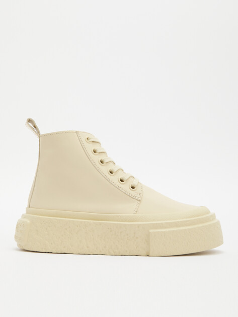 Женские высокие кеды MM6 MAISON MARGIELA, Артикул S59WS0229, светло-бежевый | 4122749. Ракурс 1