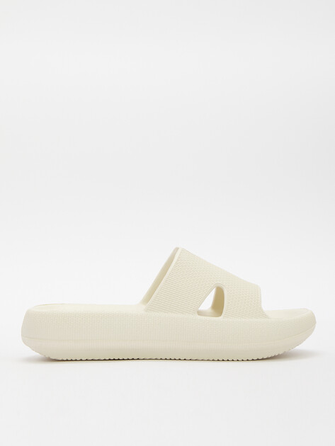 Женские сланцы TENDANCE, Артикул HV-J-2I2404022, молочно-бежевый | 4293895. Ракурс 1
