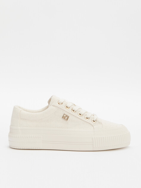 Женские кеды из денима S.OLIVER THERA, Артикул 5-5-23625-44, молочно-белый | 4314621. Ракурс 1