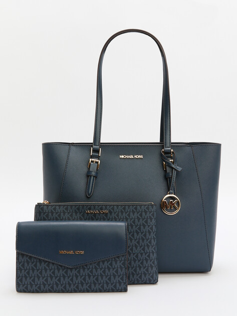 Женский тоут MICHAEL KORS CHARLOTTE LG 3IN1 TOTE, Артикул 35R3GCFT3T, темно-синий | 4478343. Ракурс 1 Женский тоут MICHAEL KORS CHARLOTTE LG 3IN1 TOTE, Артикул 35R3GCFT3T, темно-синий | 4478343. Ракурс 1