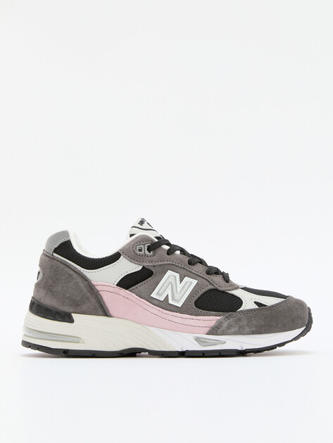 Женские кроссовки NEW BALANCE 991v2 Made in UK, Артикул W991, коричнево-серый | 4491838. Ракурс 1