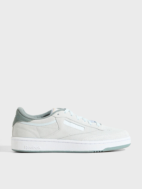 Кеды REEBOK CLUB C 85, Артикул CLUB C 85, бледно-серый | 4493210. Ракурс 1