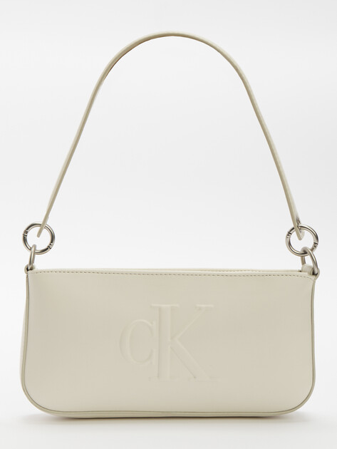 Женская сумка на плечо CALVIN KLEIN JEANS SCULPTED SHOULDER POUCH25 DEBOSS, Артикул K60K612725, молочно-бежевый | 4526531. Ракурс 1 Женская сумка на плечо CALVIN KLEIN JEANS SCULPTED SHOULDER POUCH25 DEBOSS, Артикул K60K612725, молочно-бежевый | 4526531. Ракурс 1