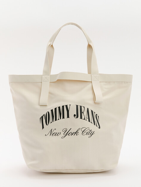 Женский шоппер TOMMY JEANS TJW HOT SUMMER TOTE, Артикул AW0AW15953, светло-бежевый | 4528939. Ракурс 1 Женский шоппер TOMMY JEANS TJW HOT SUMMER TOTE, Артикул AW0AW15953, светло-бежевый | 4528939. Ракурс 1