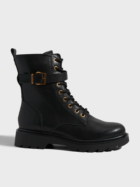 Женские ботинки TAMARIS NELIA, Артикул 1-1-25228-45, черный | 4559807. Ракурс 1