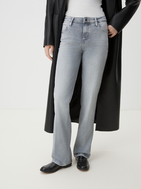 Женские прямые джинсы GUESS SEXY STRAIGHT, Артикул W5RA15D5L81, серый | 4574376. Ракурс 1