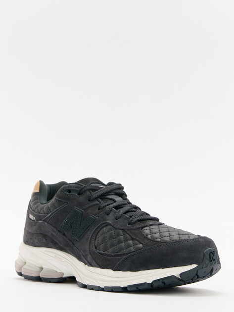 Мужские кроссовки NEW BALANCE 2002, Артикул M2002, черный | 4577050. Ракурс 1 Мужские кроссовки NEW BALANCE 2002, Артикул M2002, черный | 4577050. Ракурс 1