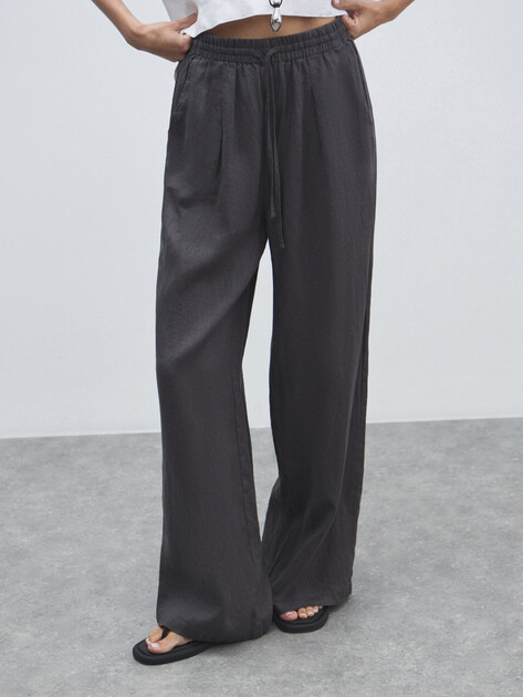 Женские брюки палаццо MAISON DAVID, Артикул KF009, антрацитовый | 4602872. Ракурс 1