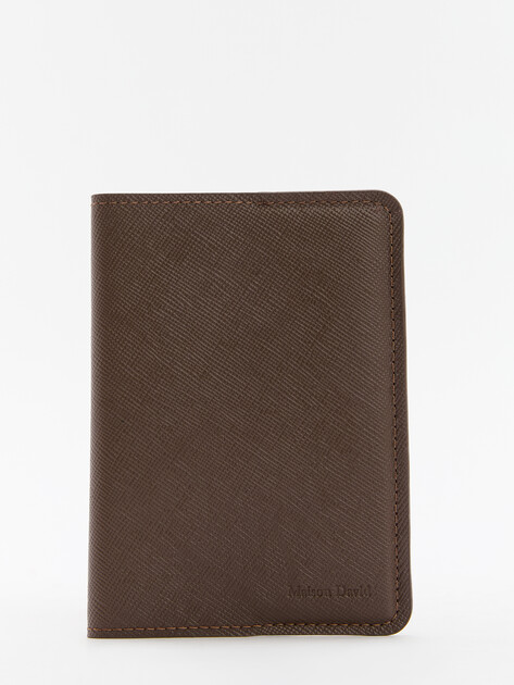 Обложка для паспорта MAISON DAVID, Артикул DAFNA, темно-коричневый | 4621367. Ракурс 1