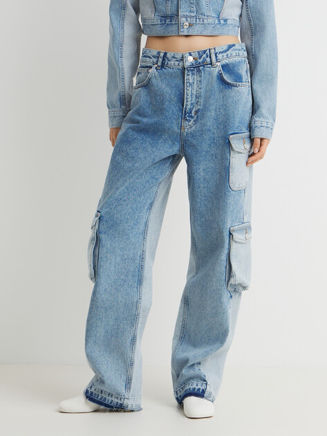 Женские джинсы карго MO5CH1NO JEANS DENIM, Артикул 0314 SS25 MAIN, голубой | 4644422. Ракурс 1 Женские джинсы карго MO5CH1NO JEANS DENIM, Артикул 0314 SS25 MAIN, голубой | 4644422. Ракурс 1