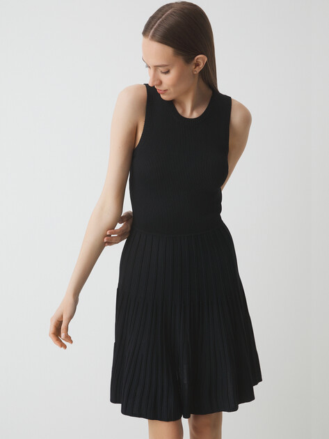 Женское платье MO5CH1NO JEANS SUMMER PARTY, Артикул 0483 SS25, черный | 4644560. Ракурс 1 Женское платье MO5CH1NO JEANS SUMMER PARTY, Артикул 0483 SS25, черный | 4644560. Ракурс 1