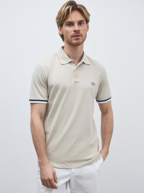 Мужское поло LIU∙JO POLO ST P M/C, Артикул QA5158J0299, пыльно-бежевый | 4647267. Ракурс 1