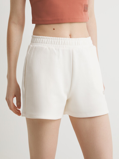 Женские шорты GUESS ROBERTA SHORT, Артикул V5GD19KC3D2, молочно-белый | 4676262. Ракурс 1 Женские шорты GUESS ROBERTA SHORT, Артикул V5GD19KC3D2, молочно-белый | 4676262. Ракурс 1