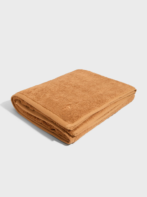 Махровое банное полотенце 100x150 MAISON DAVID, Артикул Charlotte ABC 100x150 cm, горчичный | 4692218. Ракурс 1