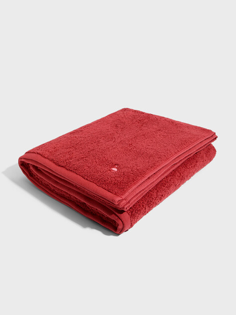 Махровое банное полотенце 100x150 MAISON DAVID, Артикул Charlotte ABC 100x150 cm, красный | 4692316. Ракурс 1