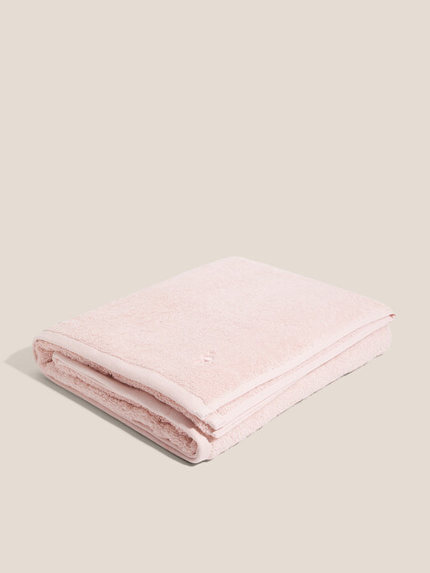 Махровое банное полотенце 100x150 MAISON DAVID, Артикул Charlotte ABC 100x150 cm, светло-розовый | 4692320. Ракурс 1