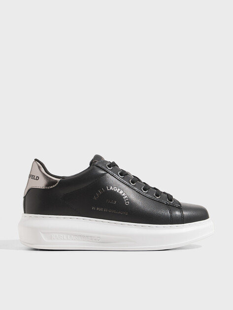 Женские кеды KARL LAGERFELD KAPRI Maison Karl Lace, Артикул KL62538K, черный | 4721018. Ракурс 1