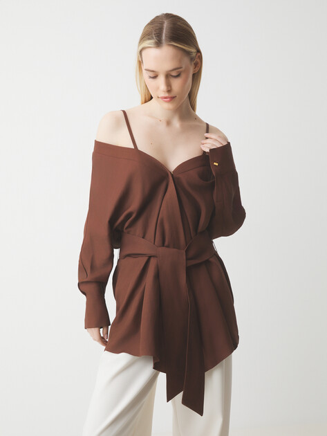 Женская блузка MARCIANO BY GUESS GRETA LS KIMONO, Артикул 5GGH377316A, коричневый | 4723790. Ракурс 1 Женская блузка MARCIANO BY GUESS GRETA LS KIMONO, Артикул 5GGH377316A, коричневый | 4723790. Ракурс 1
