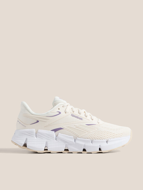 Женские кроссовки REEBOK ZIG DYNAMICA 6, Артикул ZIG DYNAMICA 6, молочно-белый | 4807671. Ракурс 1