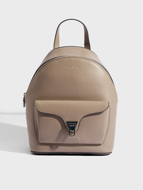 Женский рюкзак COCCINELLE HANDBAG GRAINED LEATHER / NOIR, Артикул E1 TFK 14 01 02, пыльно-бежевый | 4822289. Ракурс 1