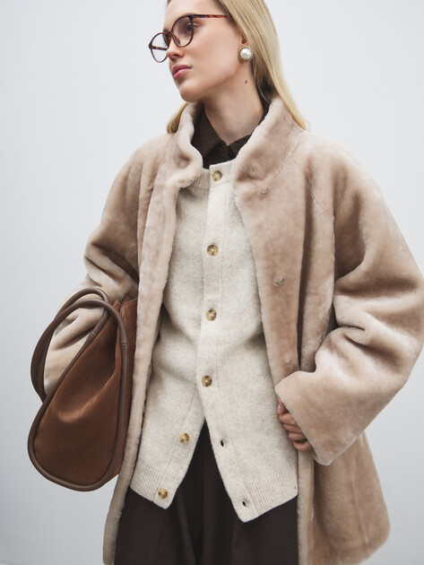 Женская шуба  MAISON DAVID, Артикул GEORGETTE_STR, серовато-бежевый | 4865175. Ракурс 1