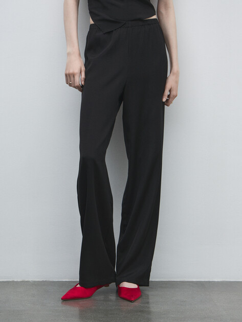 Женские прямые брюки  LUMIQUE, Артикул YYHZS02, черный | 4874793. Ракурс 1