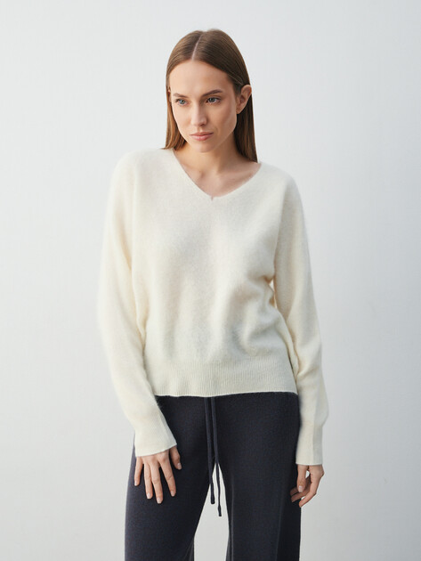 Женский пуловер MAISON DAVID, Артикул ML-KN125007, молочно-белый | 4880672. Ракурс 1