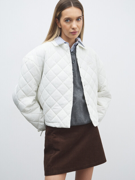 Женская куртка GUESS BIANCA PUFFER QUILTED JACKET, Артикул V5YL13WHE92, белый | 4908947. Ракурс 1