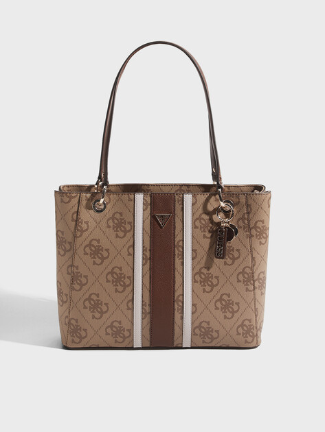Женский тоут GUESS NOELLE II TOTE, Артикул HWSS9672250, темно-бежевый | 4913375. Ракурс 1