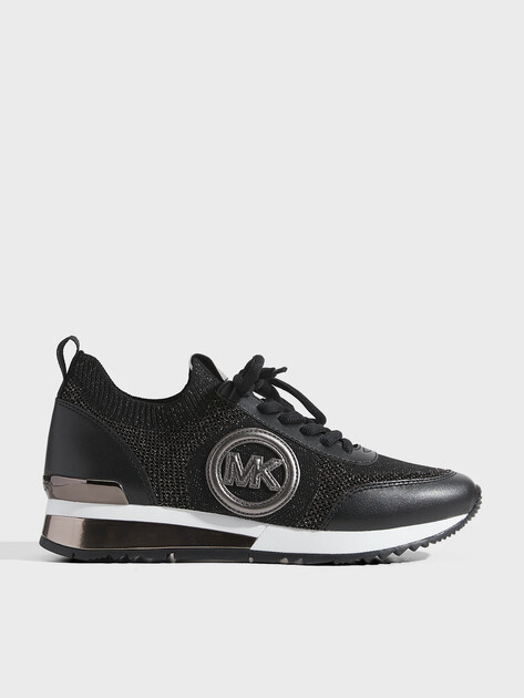 Женские кроссовки-носки MICHAEL KORS Jenkins Metallic Stretch Knit Trainer, Артикул 49H3JNFS3D, черный | 4940288. Ракурс 1