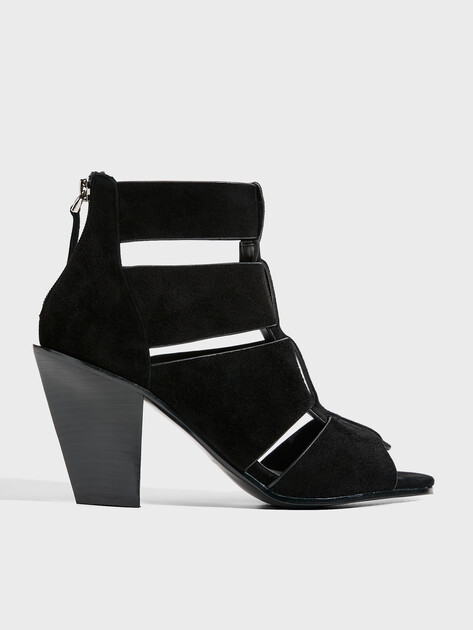 Женские ботильоны TENDANCE, Артикул LT322-62, черный | 4956091. Ракурс 1