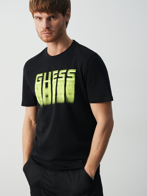 Мужская футболка GUESS ZADAR CN T-SHIRT, Артикул Z5BI12I3Z14, черный | 4960861. Ракурс 1