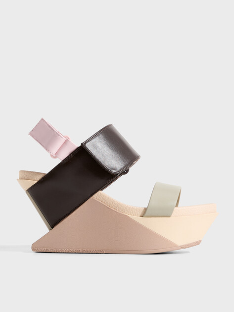 Женские босоножки UNITED NUDE Delta Wedge Sandal, Артикул DELTA WEDGE SANDAL, темно-коричневый | 4962130. Ракурс 1