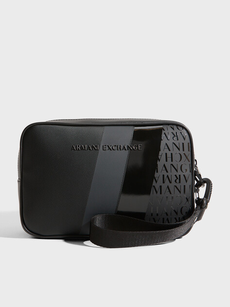 Мужская косметичка ARMANI EXCHANGE DYLAN BEAUTY CASE, Артикул XM001271, черный | 4979540. Ракурс 1