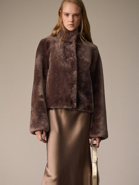 Женская шуба  MAISON DAVID, Артикул CATARINA_STR, шоколадный | 4985902. Ракурс 1