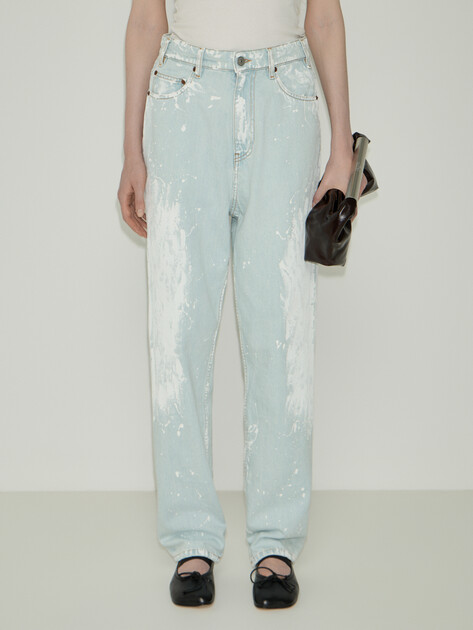 Женские прямые джинсы  MM6 MAISON MARGIELA, Артикул S62LB0219, голубой | 4997706. Ракурс 1