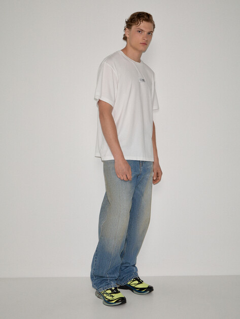 Мужские джинсы MM6 MAISON MARGIELA PANTS 5 POCKETS, Артикул SH2LA0053, голубой | 4999655. Ракурс 1