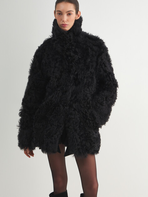 Женская дубленка  LUMIQUE, Артикул LUM W25-010, черный | 5033090. Ракурс 1