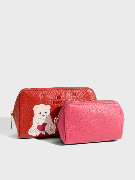Набор женских косметичек FURLA, Артикул FURLA CAMELIA M COSMETIC CASE SET, красный | 5037895. Ракурс 1