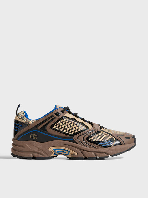 Мужские кроссовки TOMMY JEANS Archive Mixed Texture Chunky Trainers, Артикул EM0EM01624, серовато-коричневый | 5063886. Ракурс 1