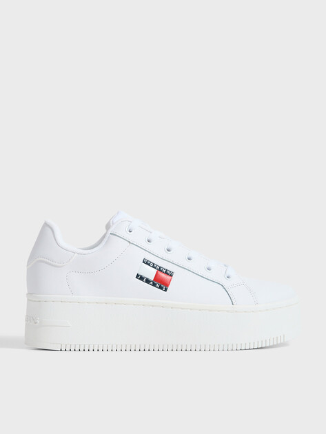 Женские кеды TOMMY JEANS TJW FLATFORM SNEAKER, Артикул EN0EN02932, белый | 5064061. Ракурс 1