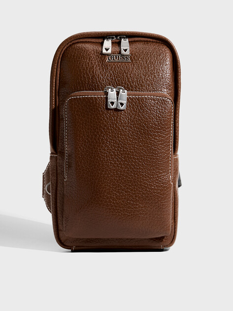 Мужской рюкзак GUESS BOSTON CROSSOVER, Артикул HMBOGSP6226, темно-коричневый | 5094183. Ракурс 1
