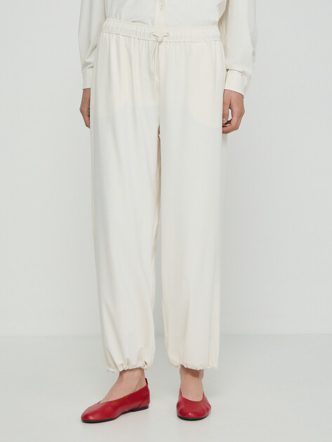 Женские широкие брюки  GUESS NAT PARACHUTE PANTS, Артикул V6RB21WL232, молочно-белый | 5156223. Ракурс 1