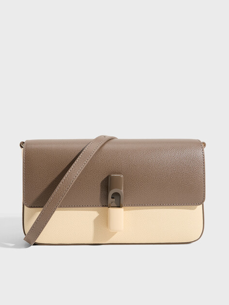 Женская сумка через плечо кросс-боди FURLA, Артикул FURLA IRIDE S CROSSBODY, сливочный | 5234435. Ракурс 1