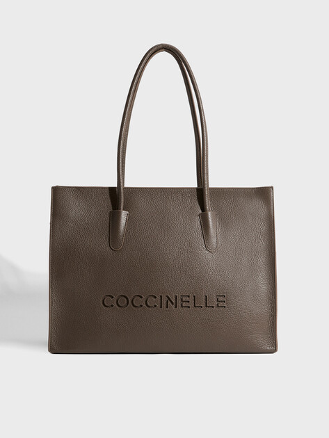 Женский тоут COCCINELLE HANDBAG GRAINED LEATHER, Артикул E1 UAK 11 01 01, серовато-коричневый | 5239083. Ракурс 1
