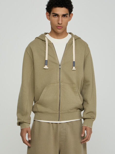 Мужская толстовка GUESS LS TEXTURED DETAILED ZIPPER HO, Артикул M6GQ15K3019, светлый хаки | 5255930. Ракурс 1